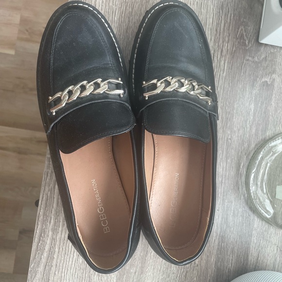 BCBGeneration Black Golf Chain Chunky Loafers - Picture 2 of 3